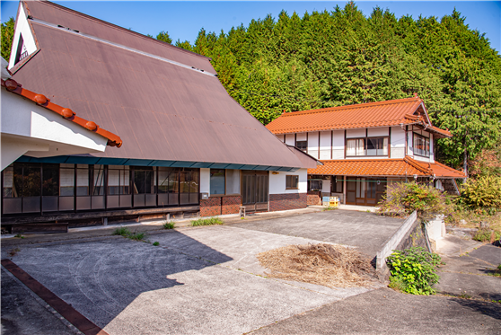 일본 산골 마을, 따뜻한 공간을 만들고 있습니다 ①: 이 집을 만나기까지